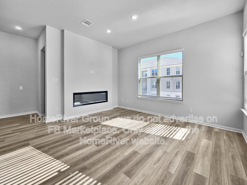 Move-in Ready! Schedule a showing today! property image