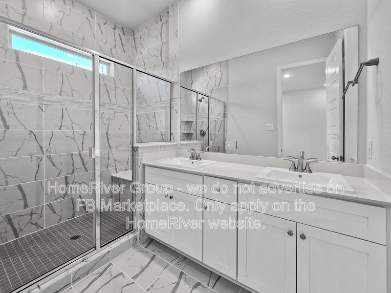 Move-in Ready! Schedule a showing today! property image