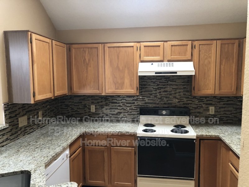 3 BR Home | New washer, Dryer, and Refrigerator | 2 Year Lease property image
