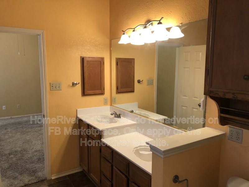 3 BR Home | New washer, Dryer, and Refrigerator | 2 Year Lease property image