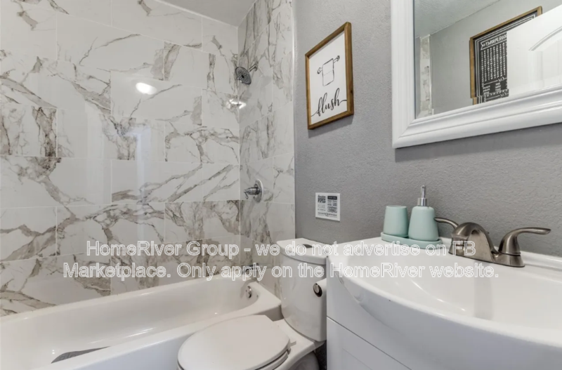 3BD | Large Backyard | Pets OK. property image