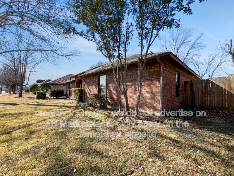 Pet Friendly! 2509 Kimberly Drive, Garland, TX 75040 property image