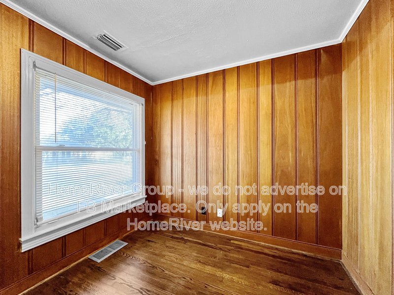 Amazing updated 3 bedroom near Lakewood. Move-in Ready! property image