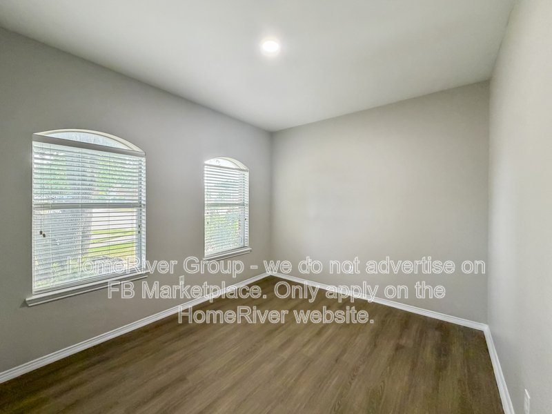Pet Friendly | Fireplace |  Fridge Included property image