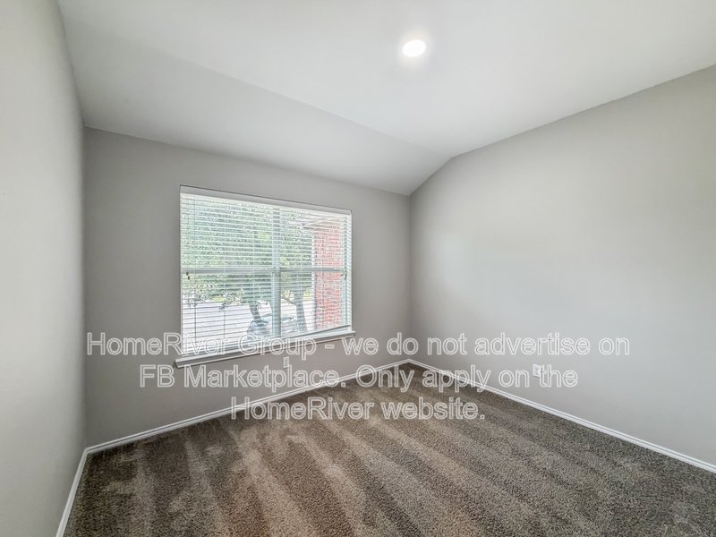 Pet Friendly | Fireplace |  Fridge Included property image