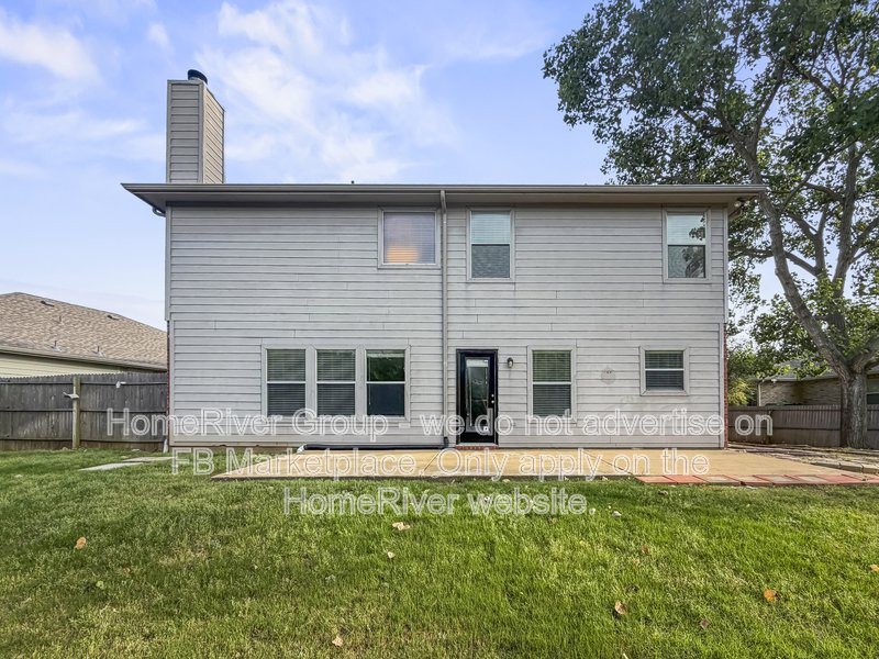 Pet Friendly | Fireplace |  Fridge Included property image