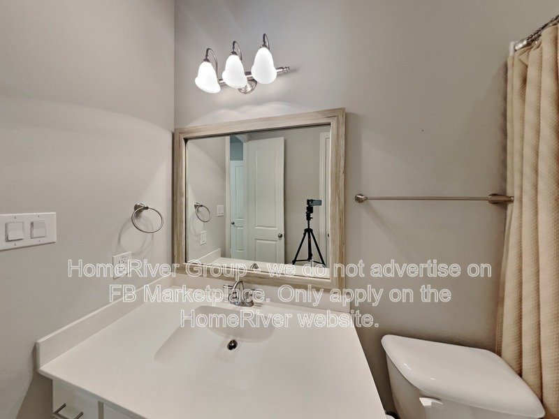 Gated Community | 2 Car-Garage | Covered Patio. property image