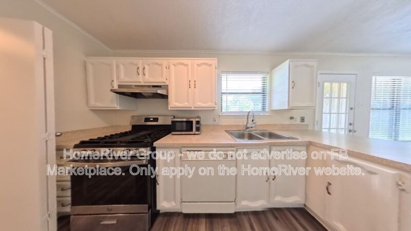 Updated 3BR/2BA Home | Fenced Yard | Modern Vinyl Plank Flooring property image