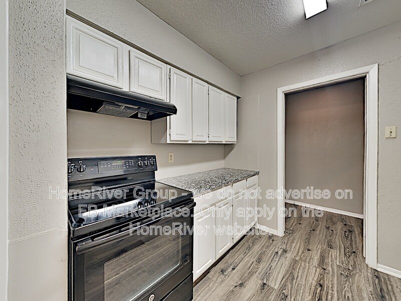 3 BR Home | Fireplace | Pet-Friendly | property image