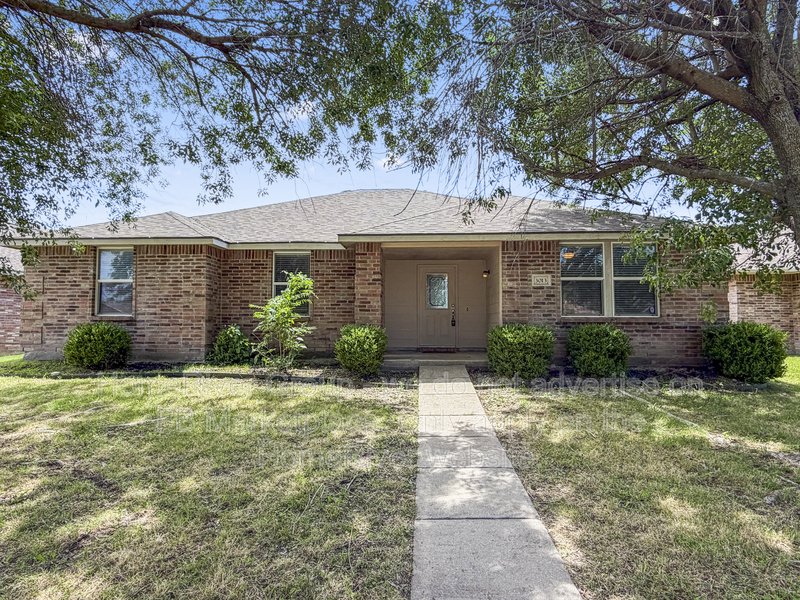 Attached Garage | Pet-Friendly | Fenced Backyard. property image