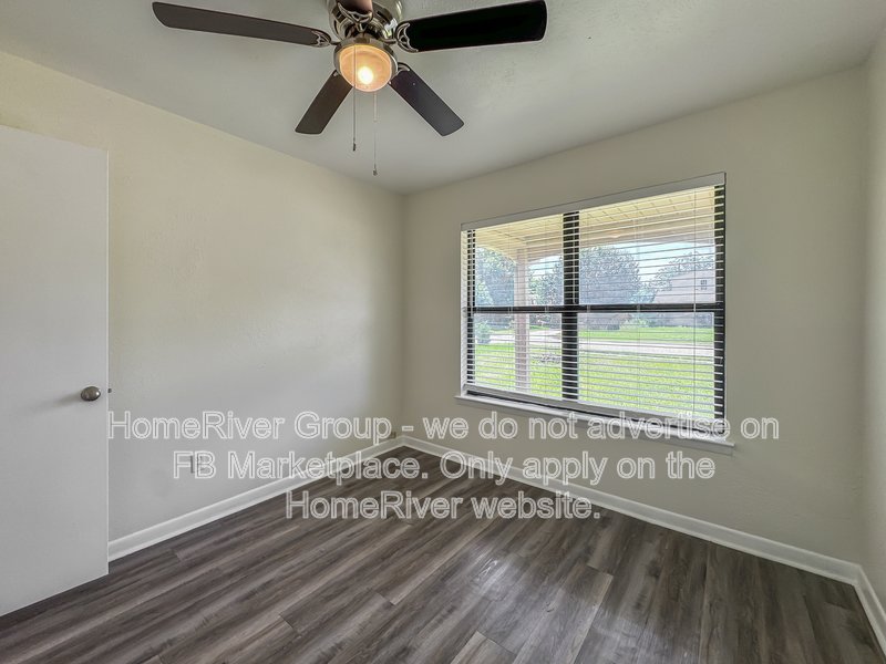 Updated 3BR/2BA Home | Fenced Yard | Modern Vinyl Plank Flooring property image