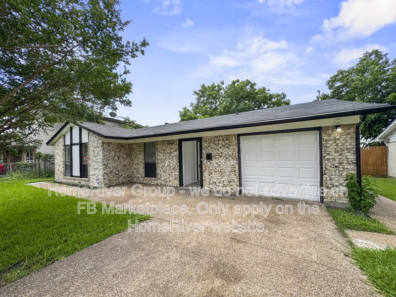 Pet Friendly  | Available Now | Fridge included property image