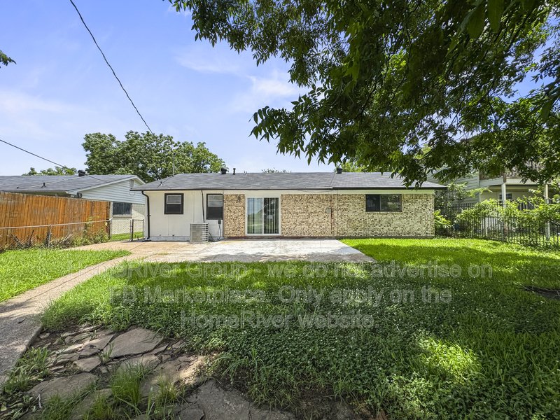 Pet Friendly  | Available Now | Fridge included property image