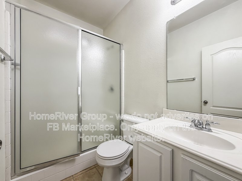 4 BR Home | Lantana Golf Course | Fireplace property image
