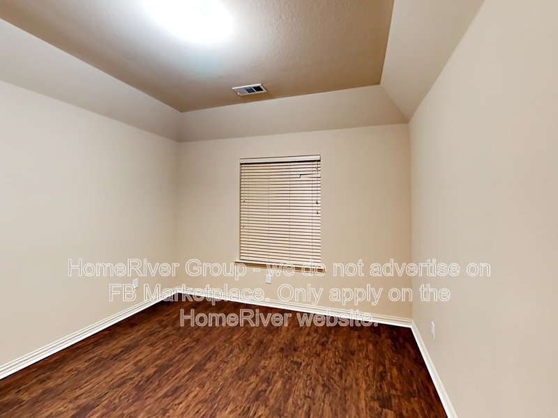 4 BR Home | Fireplace | Granite Countertops | Covered Patio property image
