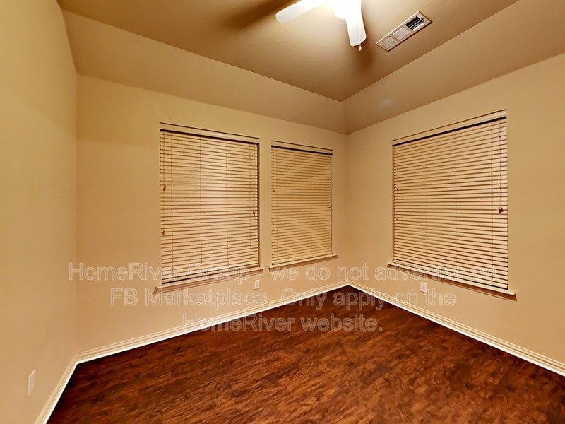4 BR Home | Fireplace | Granite Countertops | Covered Patio property image
