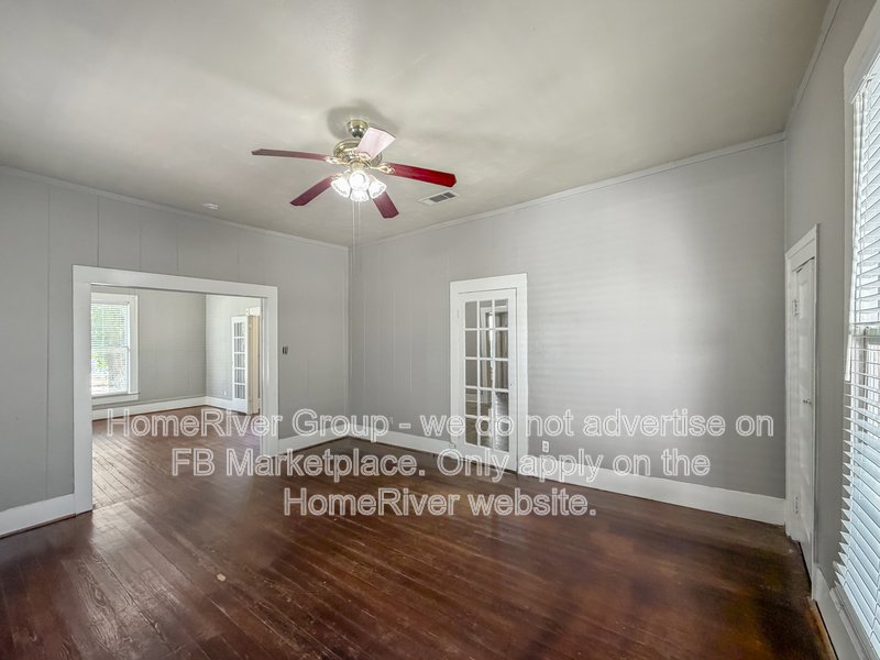 Deck | Pet-Friendly | Hardwood Floors. property image