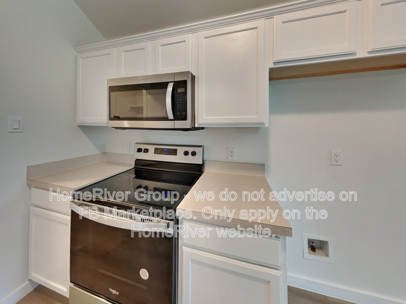 Pet-Friendly | Stainless Steel | Oversized Backyard. property image