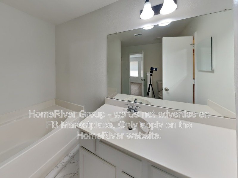 Pet-Friendly | Stainless Steel | Oversized Backyard. property image