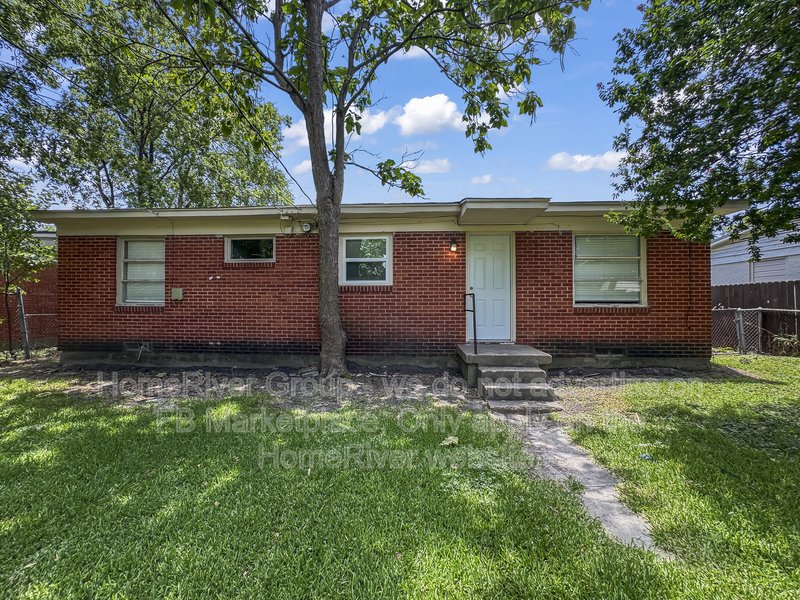 Available Now! | Pet Friendly | Fridge Included property image