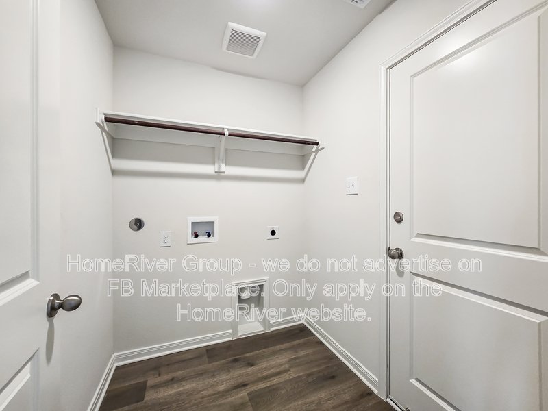 Pet Friendly | Fenced Yard | Fridge Included property image