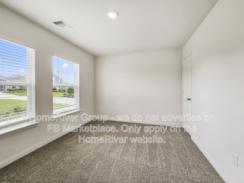 Pet Friendly | Fenced Yard | Fridge Included property image