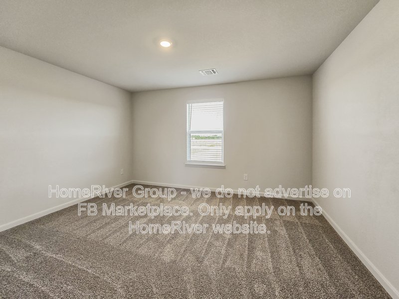 Pet Friendly | Fenced Yard | Fridge Included property image