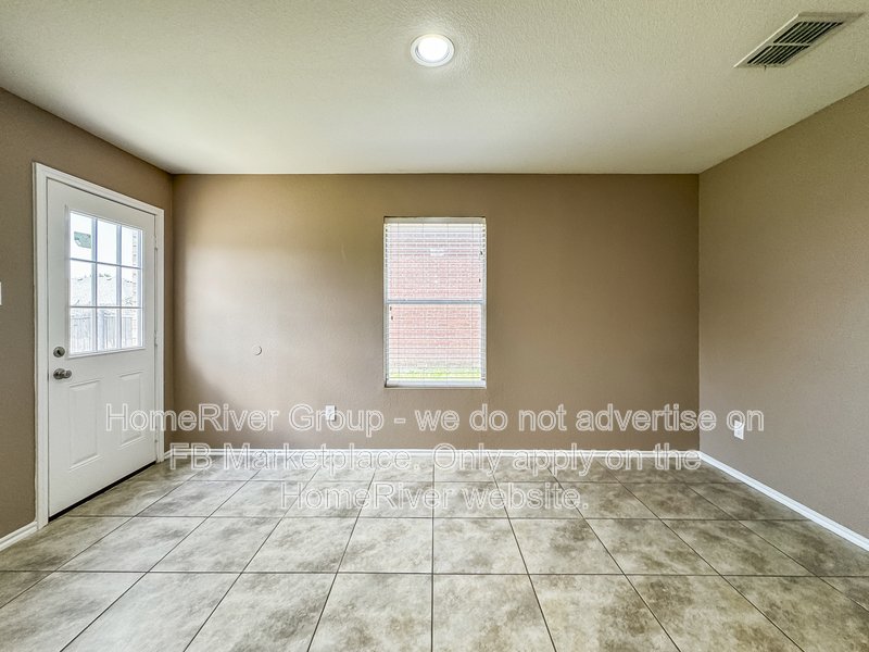 4 Bedroom | Large Backyard | Pet-Friendly property image