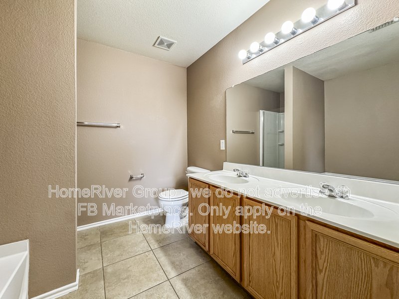 4 Bedroom | Large Backyard | Pet-Friendly property image