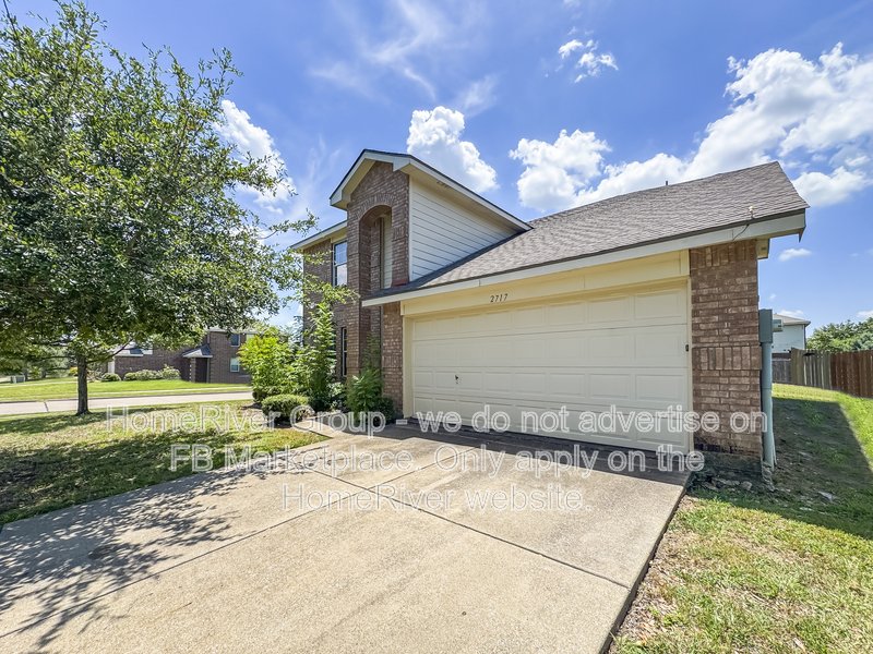 4 Bedroom | Large Backyard | Pet-Friendly property image