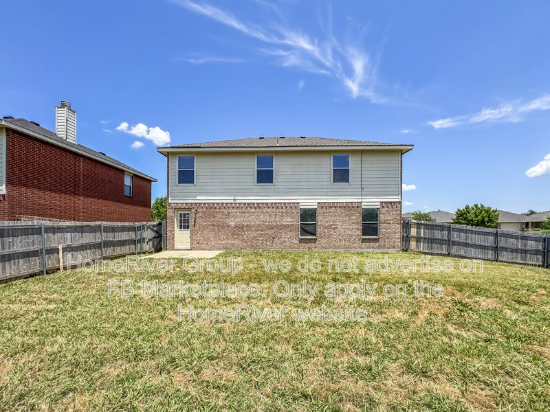 4 Bedroom | Large Backyard | Pet-Friendly property image
