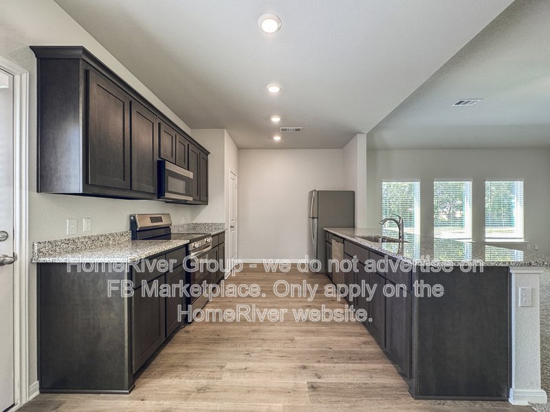 Available Now | Pets Welcome | Fridge Included property image
