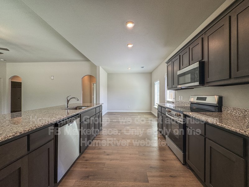 Available Now | Pets Welcome | Fridge Included property image