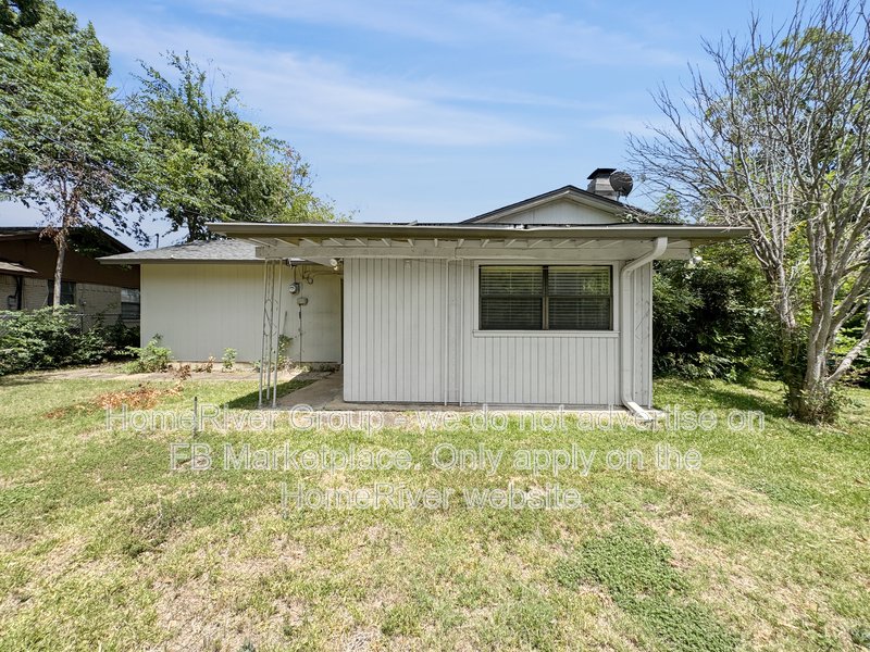3 BR Home | Fireplace | Pet-Friendly | property image