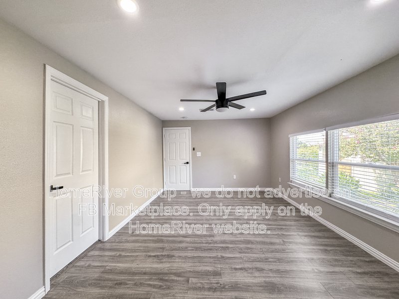 Designer Finishes | Stainless Steel | Pet Friendly. property image