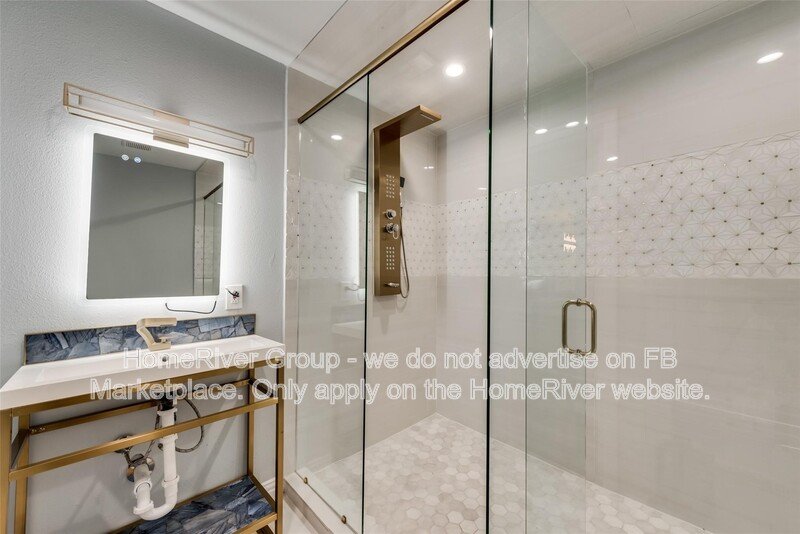 Designer Finishes | Stainless Steel | Pet Friendly. property image