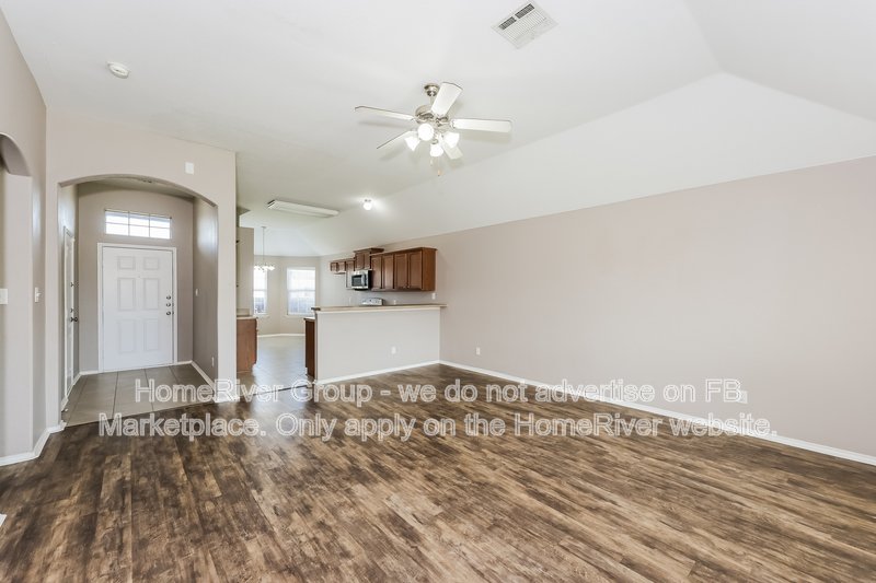 Available Now | Pets Welcome | Fridge Included property image