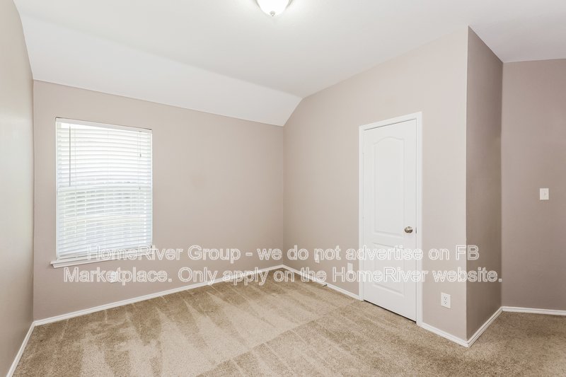 Available Now | Pets Welcome | Fridge Included property image