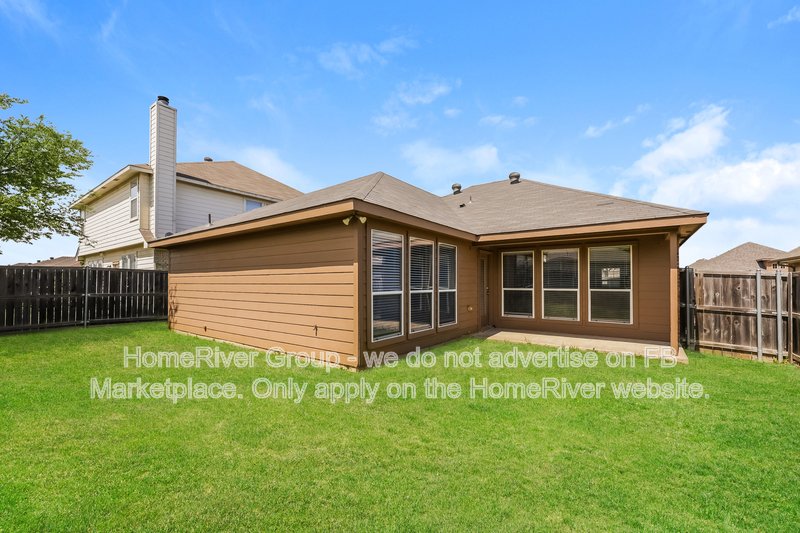 Available Now | Pets Welcome | Fridge Included property image