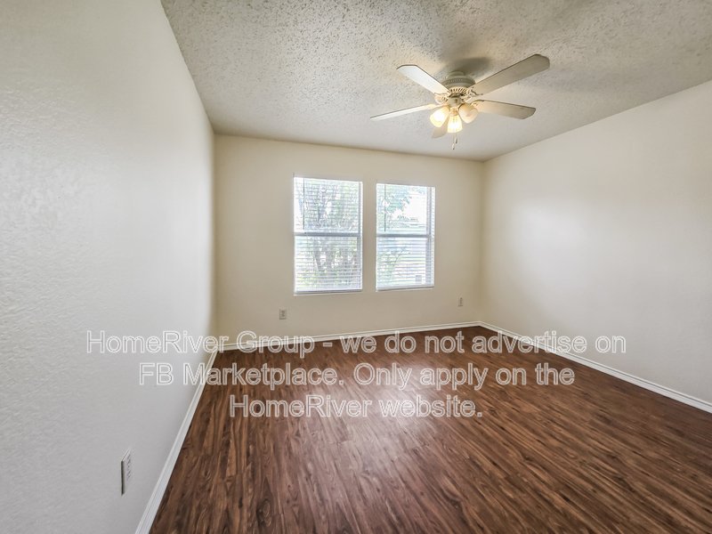 Pet-Friendly | No Carpet | Huge Fenced Backyard. property image