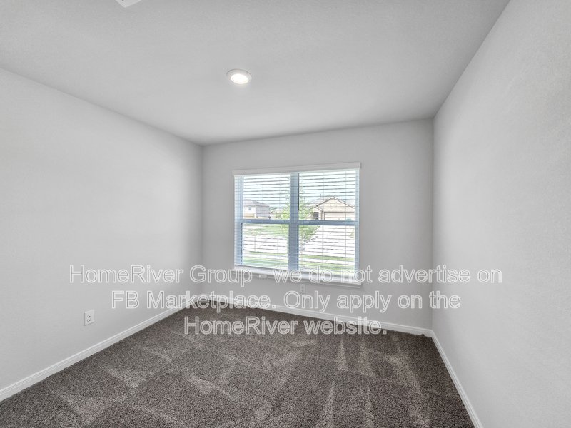 Available Now | Pet Friendly |  Fenced Yard |  Fridge Included property image