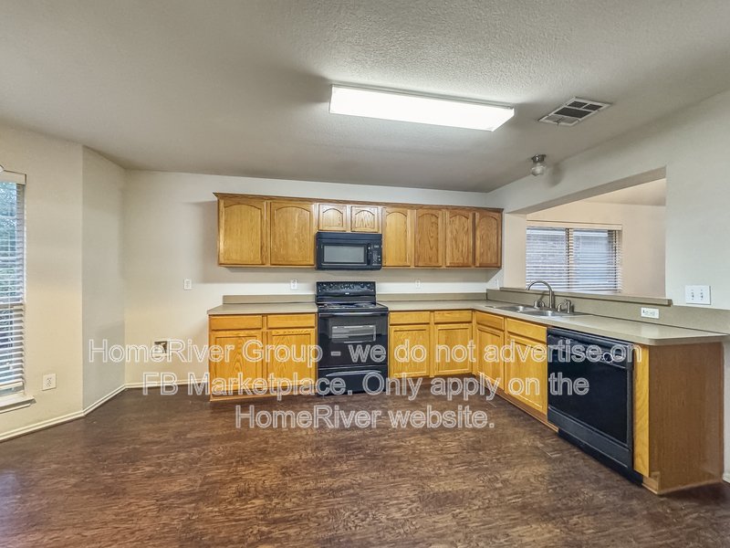 Pet-Friendly | 2-Car Garage | Covered Patio. property image