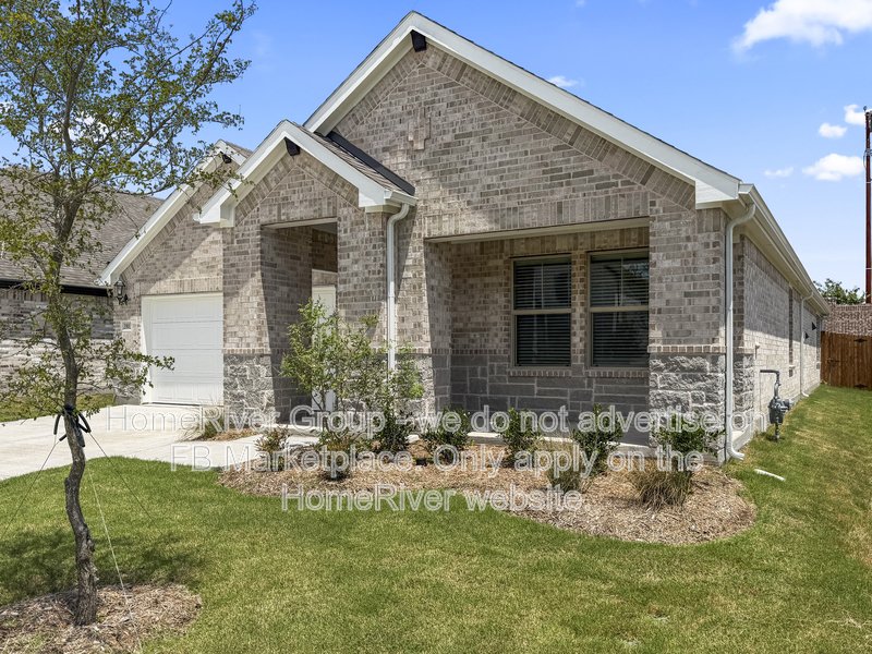 Fenced Yard | Pets Welcome | Fridge Included property image