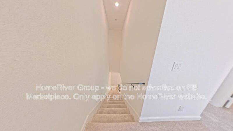 AVAILABLE NOW!! WASHER DRYER, FRIDGE, LUXURY MODERN COMFORT IN DALLAS property image