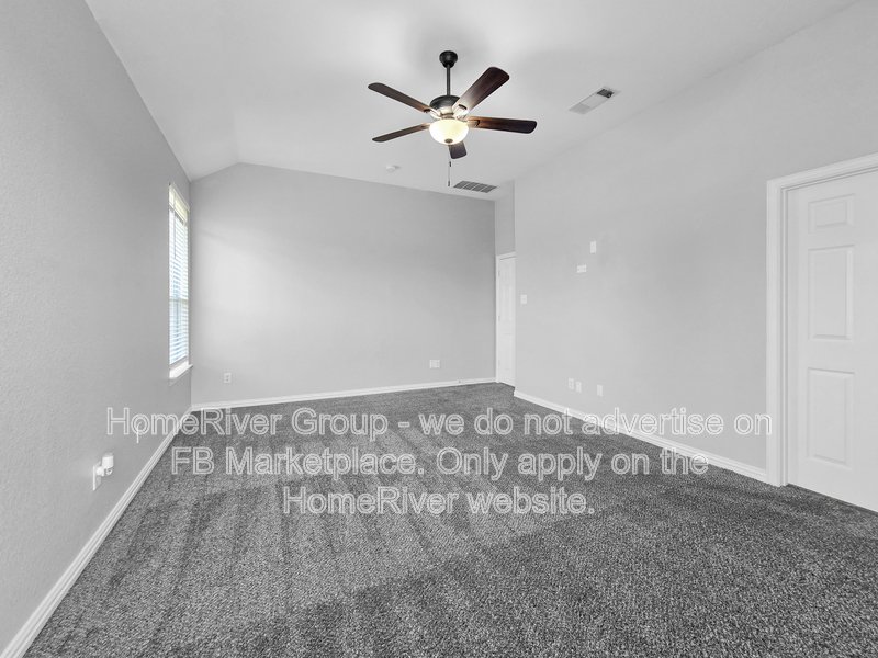 Available Now | Pets Welcome | Cozy Fireplace property image