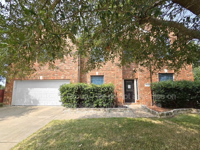 Available Now | Pets Welcome | Cozy Fireplace property image