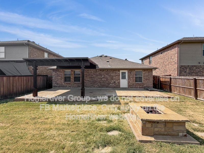 SS Appliances | Pergola | Fire Pit | Frisco ISD property image